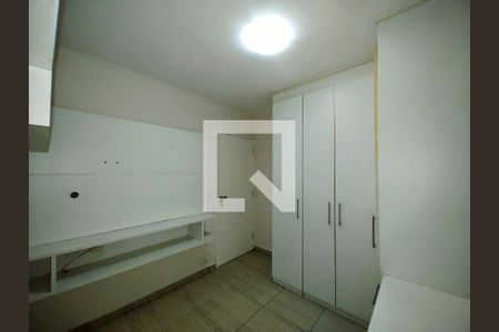 Casa à venda com 3 quartos, 207m² em Rio Pequeno, São Paulo