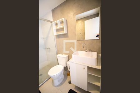 Banheiro de kitnet/studio à venda com 1 quarto, 26m² em Santo Amaro, São Paulo