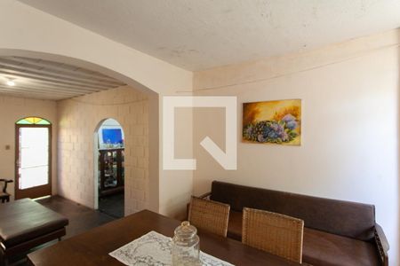 Sala 2 de casa à venda com 2 quartos, 720m² em Santa Monica, Belo Horizonte