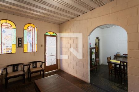 Sala 1 de casa à venda com 2 quartos, 720m² em Santa Monica, Belo Horizonte