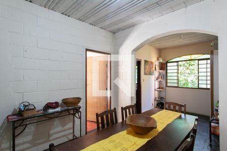 Sala 3 de casa à venda com 2 quartos, 720m² em Santa Monica, Belo Horizonte