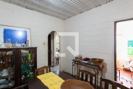 Sala 3 de casa à venda com 2 quartos, 720m² em Santa Monica, Belo Horizonte