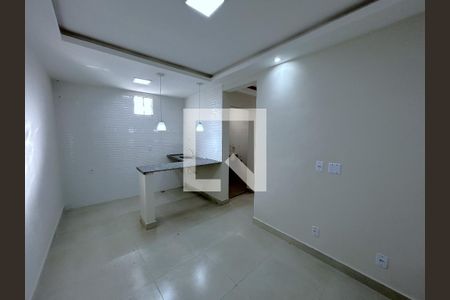 Sala/Cozinha de apartamento para alugar com 2 quartos, 50m² em Madureira, Rio de Janeiro