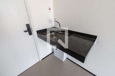 Sala/quarto/cozinha de kitnet/studio à venda com 1 quarto, 24m² em Vila Mariana, São Paulo