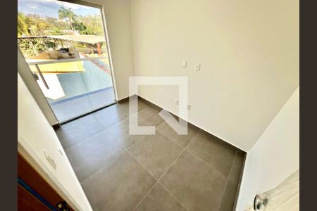 Quarto de casa à venda com 3 quartos, 90m² em Santa Branca, Belo Horizonte
