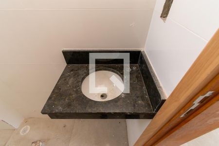 Banheiro de apartamento à venda com 1 quarto, 28m² em São Lucas, São Paulo