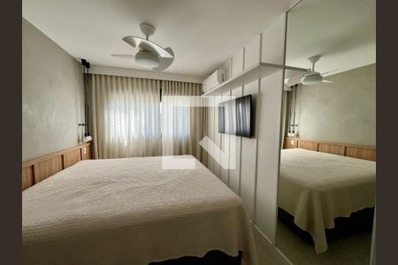 Quarto Suíte de apartamento à venda com 2 quartos, 64m² em Vila Cordeiro, São Paulo