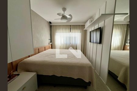 Quarto Suíte de apartamento à venda com 2 quartos, 64m² em Vila Cordeiro, São Paulo
