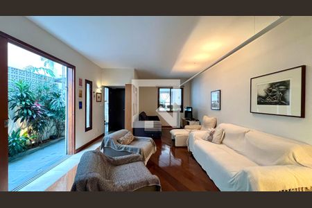 Sala de casa à venda com 3 quartos, 133m² em Sumarezinho, São Paulo