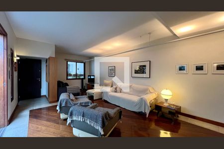 Sala de casa à venda com 3 quartos, 133m² em Sumarezinho, São Paulo
