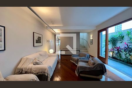 Sala de casa à venda com 3 quartos, 133m² em Sumarezinho, São Paulo