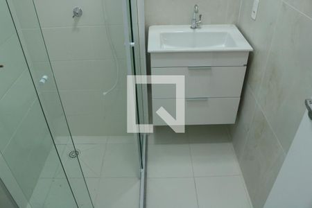 Banheiro de apartamento à venda com 1 quarto, 25m² em Barra Funda, São Paulo