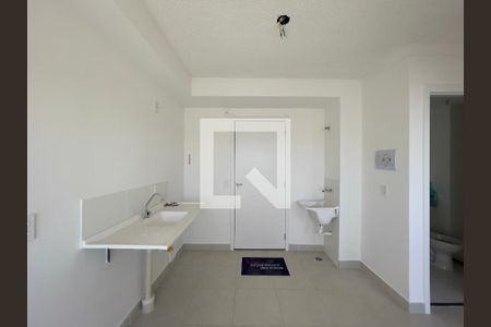 Cozinha e Área de Serviço de apartamento para alugar com 2 quartos, 32m² em Engenheiro Goulart, São Paulo