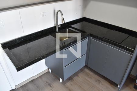 Sala/Cozinha de kitnet/studio à venda com 2 quartos, 34m² em Centro, Curitiba