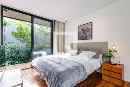 Casa à venda com 6 quartos, 500m² em Santo Amaro, São Paulo