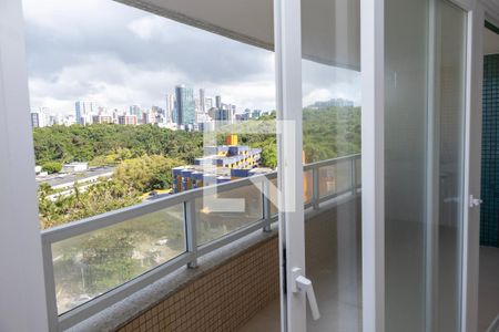 Vista da Sacada de apartamento para alugar com 1 quarto, 77m² em Jardim Armação, Salvador
