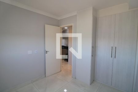 Quarto 2 de apartamento para alugar com 2 quartos, 43m² em Cidade Satelite Santa Barbara, São Paulo