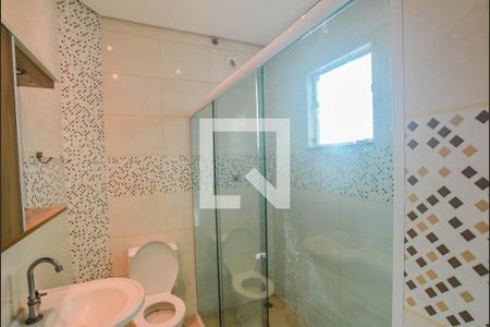 Banheiro da Suíte 1 de casa para alugar com 2 quartos, 70m² em Vila Suíça, Santo André