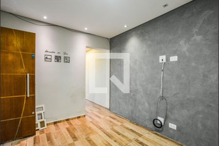 Sala de casa para alugar com 2 quartos, 70m² em Vila Suíça, Santo André