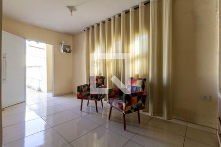 Casa 1: Sala de casa à venda com 4 quartos, 310m² em Vila Paranagua, São Paulo