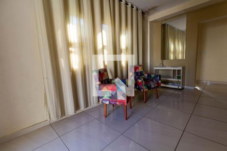 Casa 1: Sala de casa à venda com 4 quartos, 310m² em Vila Paranagua, São Paulo