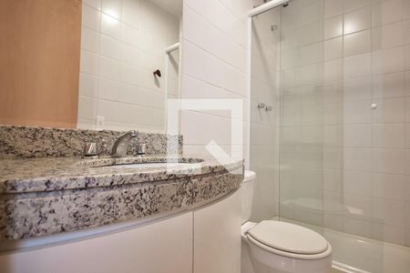 Banheiro de apartamento à venda com 3 quartos, 236m² em Paraíso do Morumbi, São Paulo