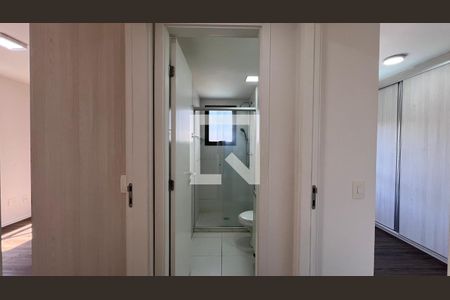 Quartos de apartamento à venda com 2 quartos, 56m² em Vila Madalena, São Paulo