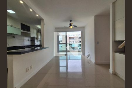 Sala de apartamento para alugar com 3 quartos, 130m² em Recreio dos Bandeirantes, Rio de Janeiro