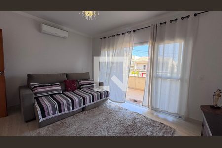 Sala de TV de casa de condomínio à venda com 4 quartos, 311m² em Swiss Park, Campinas