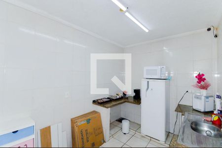 Cozinha de casa à venda com 4 quartos, 127m² em Jardim Santa Francisca, Guarulhos