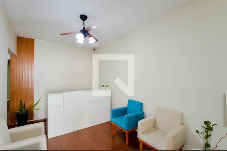 Sala 1 de casa para alugar com 4 quartos, 127m² em Jardim Santa Francisca, Guarulhos