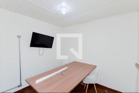 Sala 2 de casa para alugar com 4 quartos, 127m² em Jardim Santa Francisca, Guarulhos