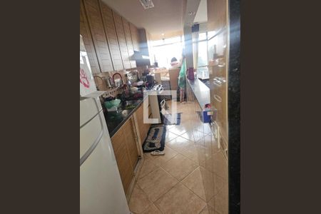 Cozinha de apartamento para alugar com 2 quartos, 72m² em Encantado, Rio de Janeiro
