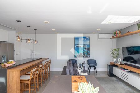 Sala/Cozinha de apartamento à venda com 3 quartos, 95m² em Vila Olímpia, São Paulo