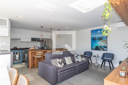 Sala/Cozinha de apartamento à venda com 3 quartos, 95m² em Vila Olímpia, São Paulo