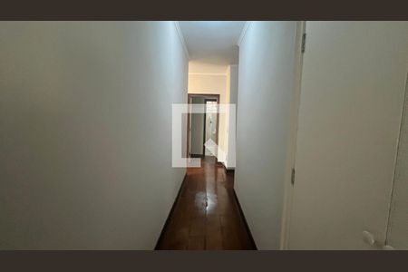 Corredor de casa à venda com 3 quartos, 400m² em Cidade Universitária, Campinas