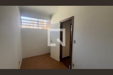 Quarto de casa à venda com 3 quartos, 400m² em Cidade Universitária, Campinas