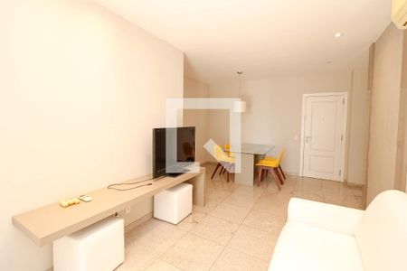 Sala de apartamento à venda com 4 quartos, 125m² em Barra da Tijuca, Rio de Janeiro