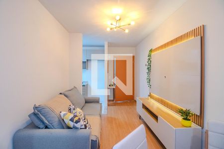 Sala de apartamento à venda com 2 quartos, 45m² em Rubem Berta, Porto Alegre