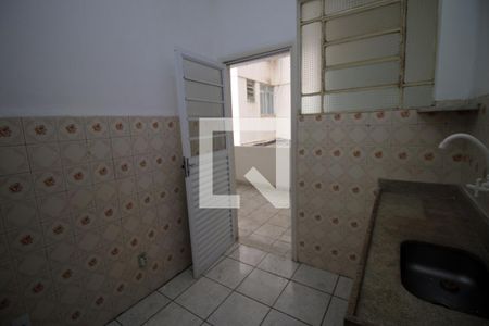 Cozinha de apartamento para alugar com 2 quartos, 70m² em Bonsucesso, Rio de Janeiro