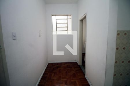 Corredor de apartamento para alugar com 2 quartos, 70m² em Bonsucesso, Rio de Janeiro