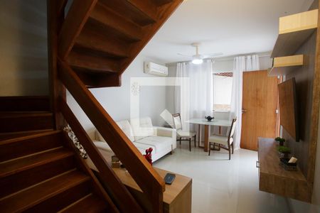 Sala de casa à venda com 3 quartos, 98m² em Pechincha, Rio de Janeiro