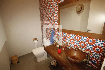 Lavabo de casa de condomínio à venda com 4 quartos, 961m² em Jardim Petropolis, Nova Lima