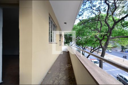 Varanda de apartamento à venda com 3 quartos, 100m² em Centro, Belo Horizonte