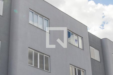Plaquinha de apartamento para alugar com 3 quartos, 138m² em Nossa Senhora Aparecida, Uberlândia