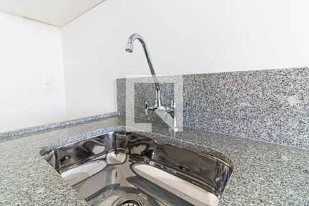 Sala / Cozinha de apartamento à venda com 2 quartos, 42m² em Lapa, São Paulo