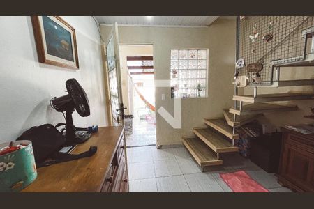 Sala 2 de casa à venda com 4 quartos, 140m² em Conjunto Residencial Novo Paca, São Paulo