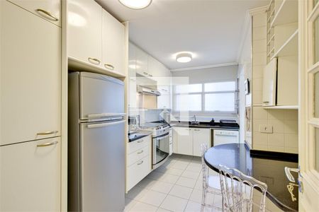 Apartamento à venda com 3 quartos, 149m² em Vila Olímpia, São Paulo