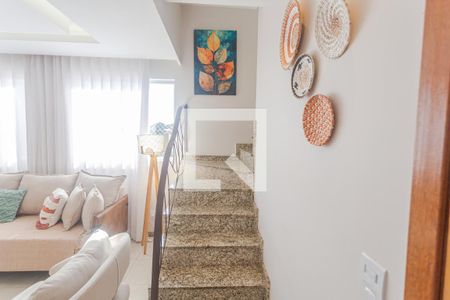 Escada de Acesso de apartamento à venda com 4 quartos, 225m² em Fernão Dias, Belo Horizonte