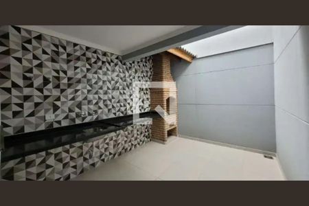 Churrasqueira de casa à venda com 2 quartos, 220m² em Vila Nivi, São Paulo